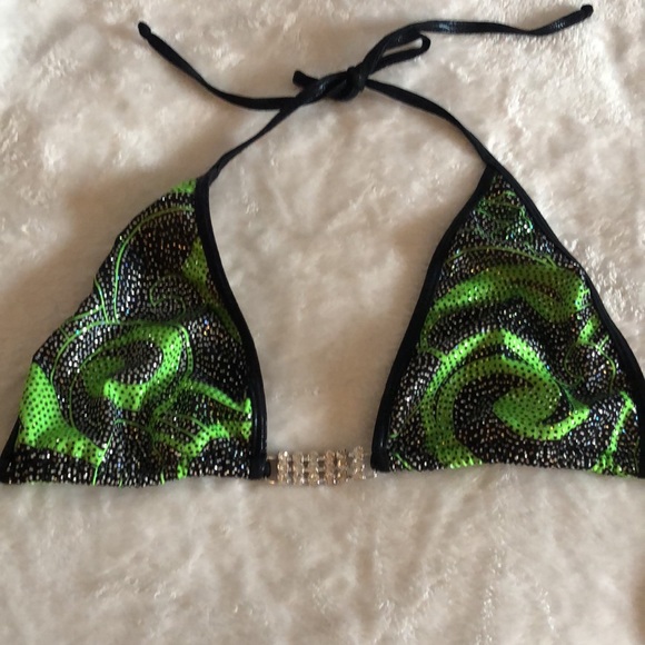 Custom competition suit - Picture 6 of 10